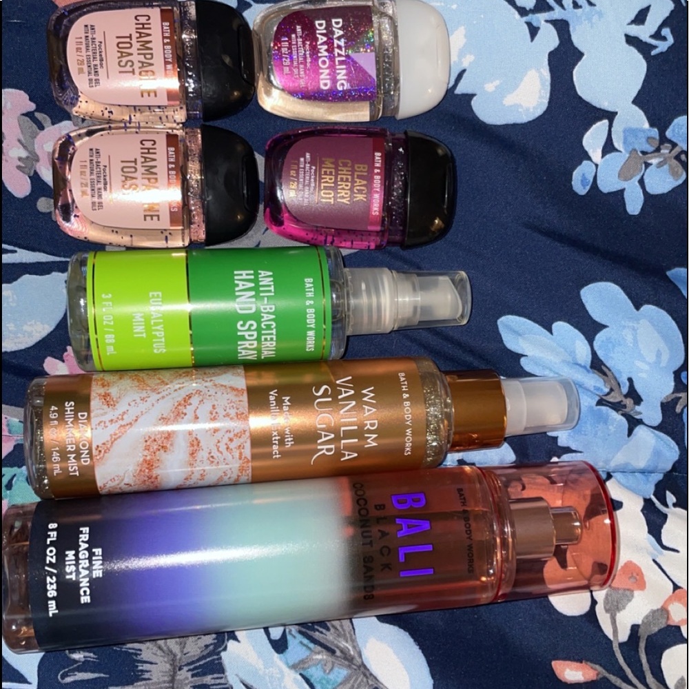 ❌SOLD Bath and body works bundle